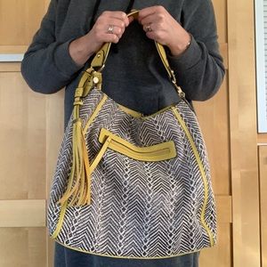 EUC Sondra Roberts Squared Tote Handbag Purse 💛